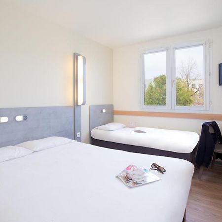 Ibis Budget Aubagne Paluds Agora Exteriör bild