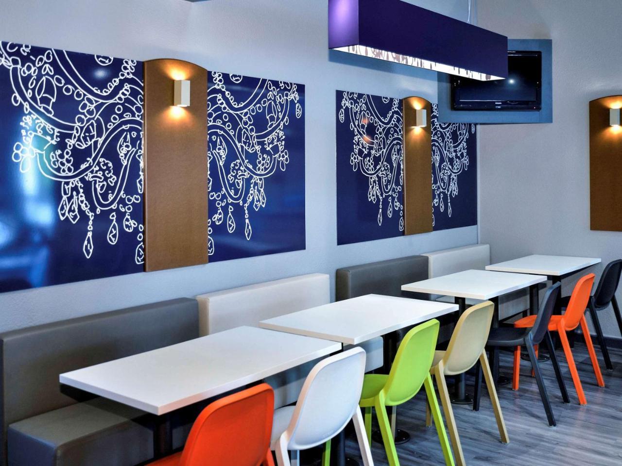 Ibis Budget Aubagne Paluds Agora Exteriör bild